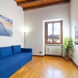 https://residenza-al-corso.hotelinveneto.com
